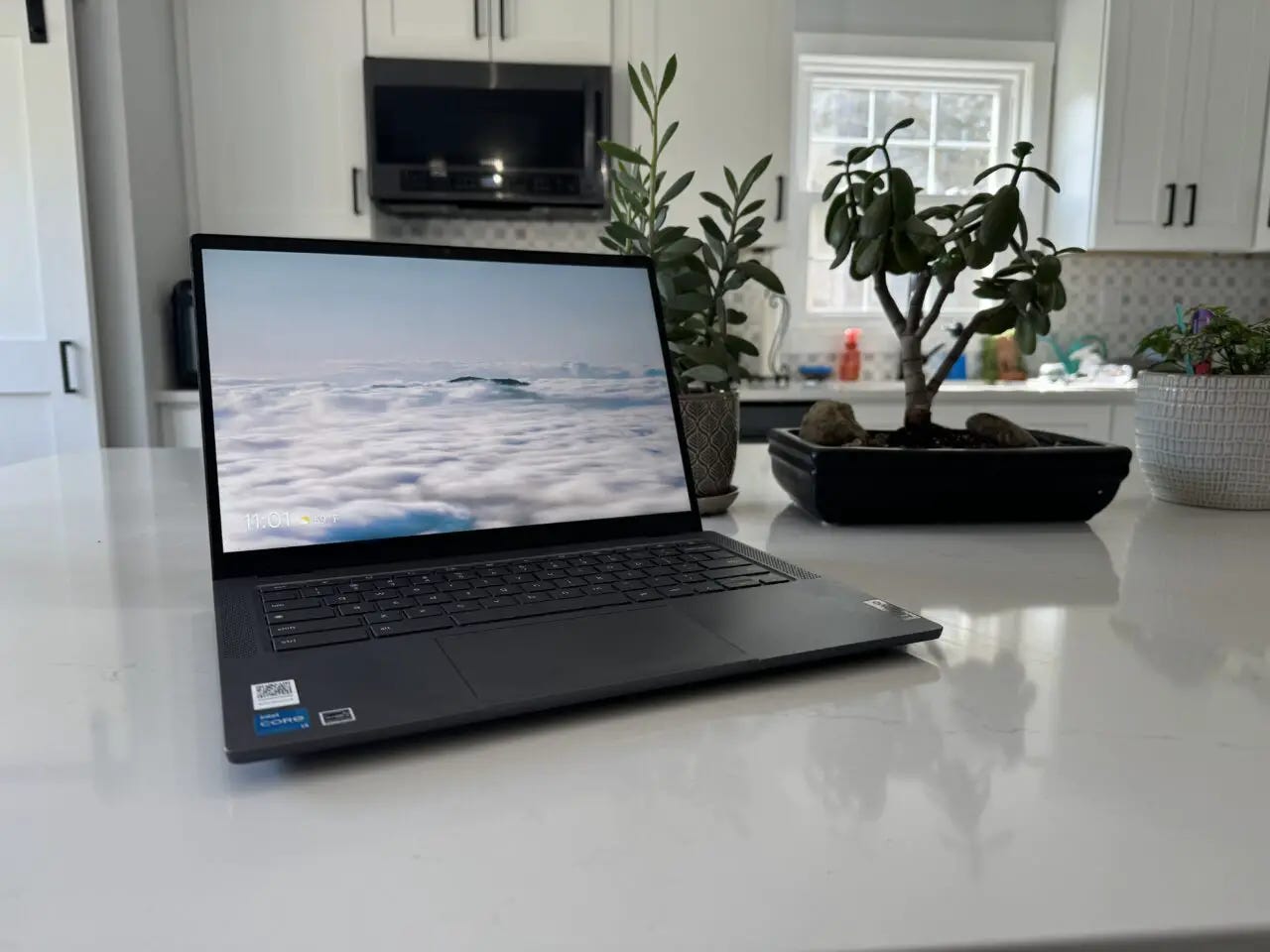 Lenovo IdeaPad Flex 5i Chromebook Plus review