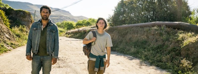 fear the walking dead 209 travis with loser crazy son