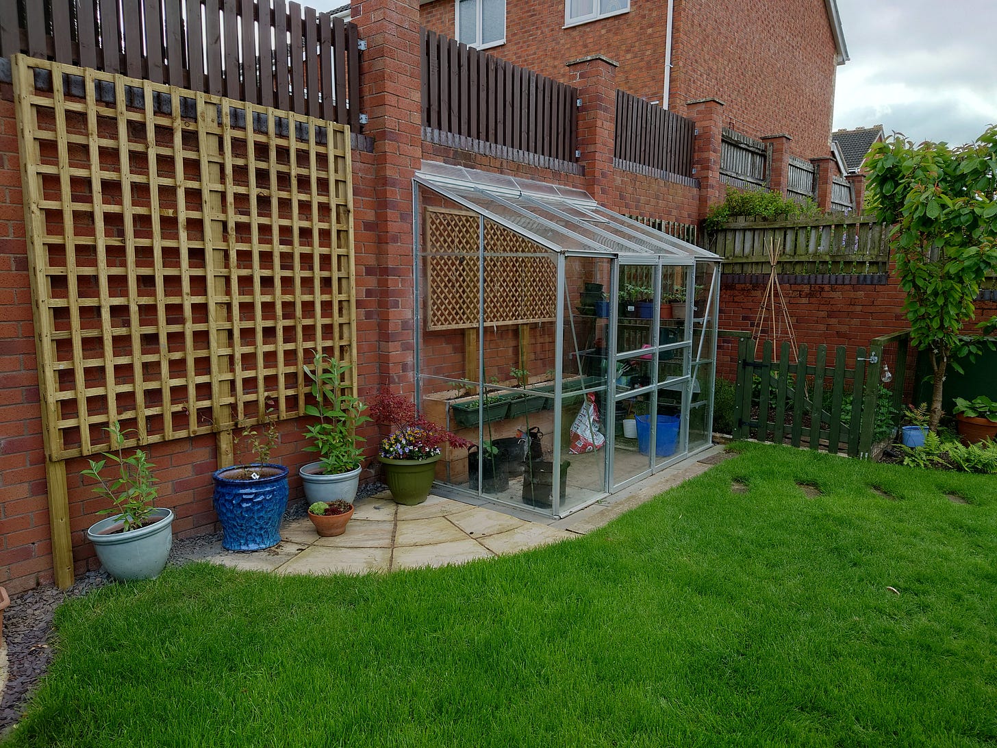 Garden along high retaining wall