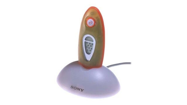 r/ObsoleteSony - The Sony eMarker was a $19.95 device introduced in 2000 that let users bookmark radio songs for later identification and purchase via PC. Developed by eMarker.com LLC, a Sony subsidiary, it efficiently identified songs using timestamps and station playlists from Broadcast Data Systems.