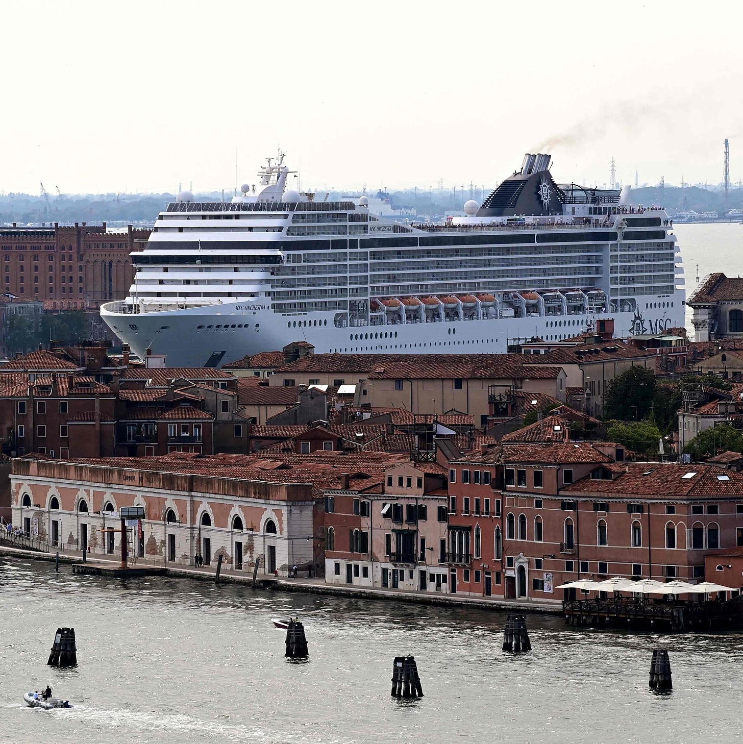 Italy's Government to Ban Cruise Ships From Venice - The New ...