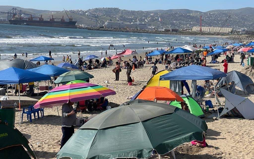 PLAYA HERMOSA EN ENSENADA, LIBRE DE CONTAMINACIÓN | únicoBC revista de Baja  California