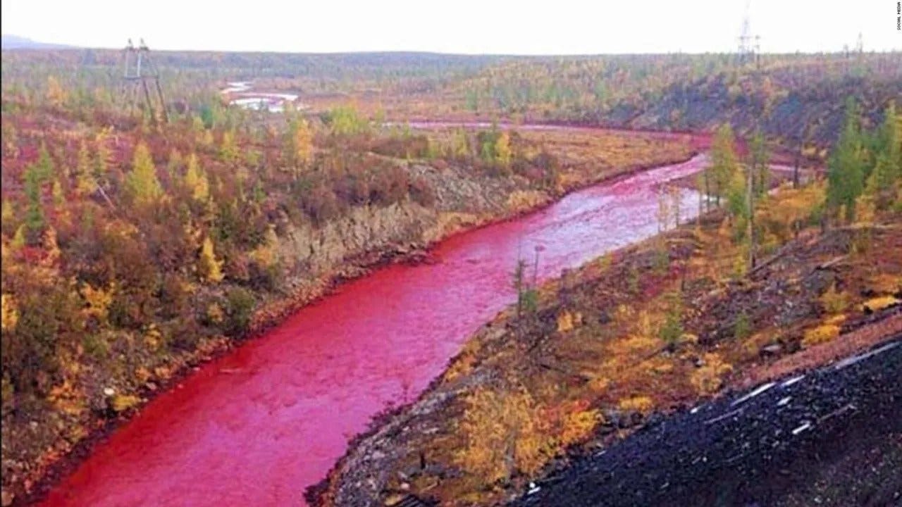 A Nílus folyó vörös vizének magyarázata 2 – nem bibliai ómen;  a csodálatos ok, amiért a Nílus folyó vörössé vált