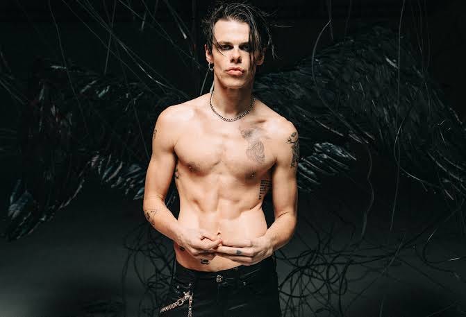 Yungblud: ‘I reeked of insecurity... I had to shut the doors for a bit’ |  The Independent