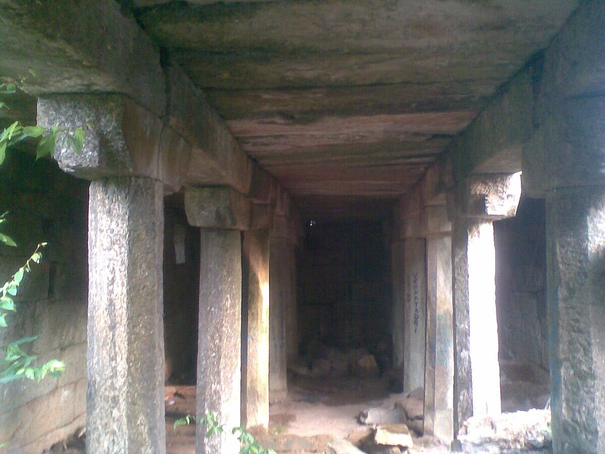 File:Paruveta Mandapam, Udayagiri (3).jpg - Wikimedia Commons