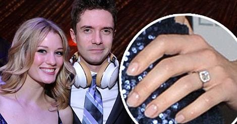 topher grace engaged to ashley hinshaw 2015