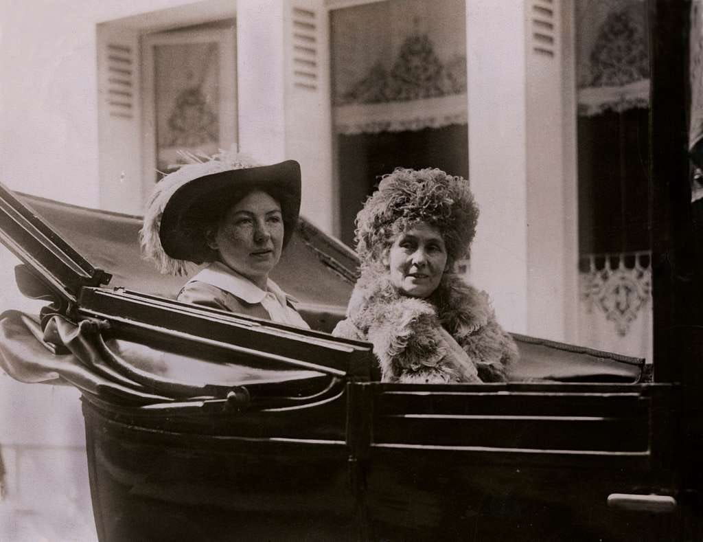 Christabel and Emmeline Pankhurst in Paris, c.1912. (22321291944) - PICRYL  - Public Domain Media Search Engine Public Domain Search