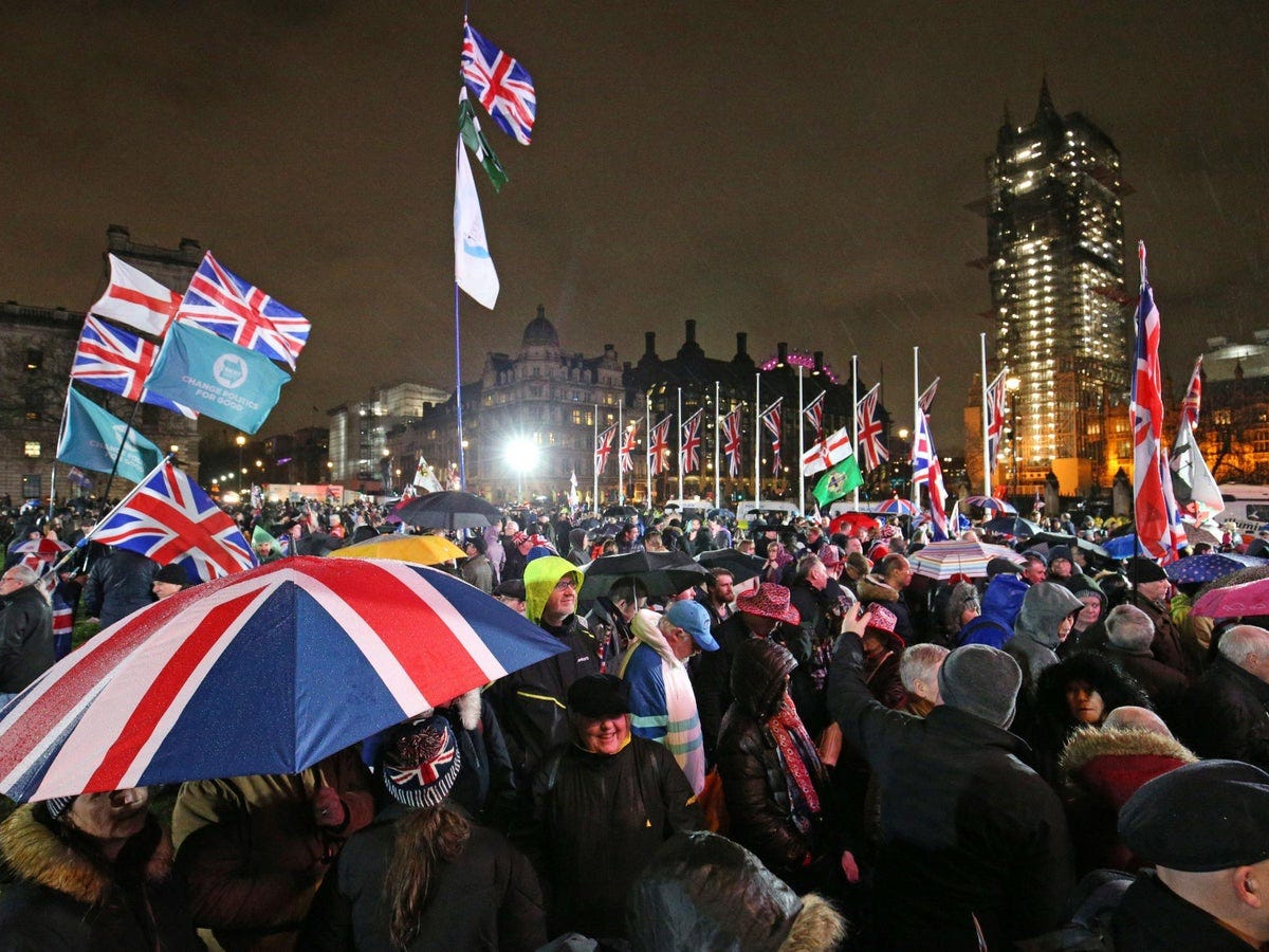 Brexit party in full swing as hundreds gather in Westminster for historic  moment UK leaves EU | London Evening Standard | Evening Standard