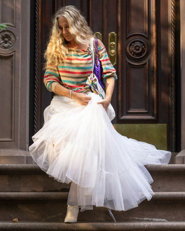 And Just Like That best outfits and fashion: Carrie Bradshaw