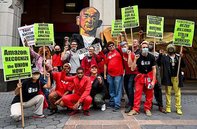 File:Amazon warehouse workers outside the National Labor Relations Board 03.jpg