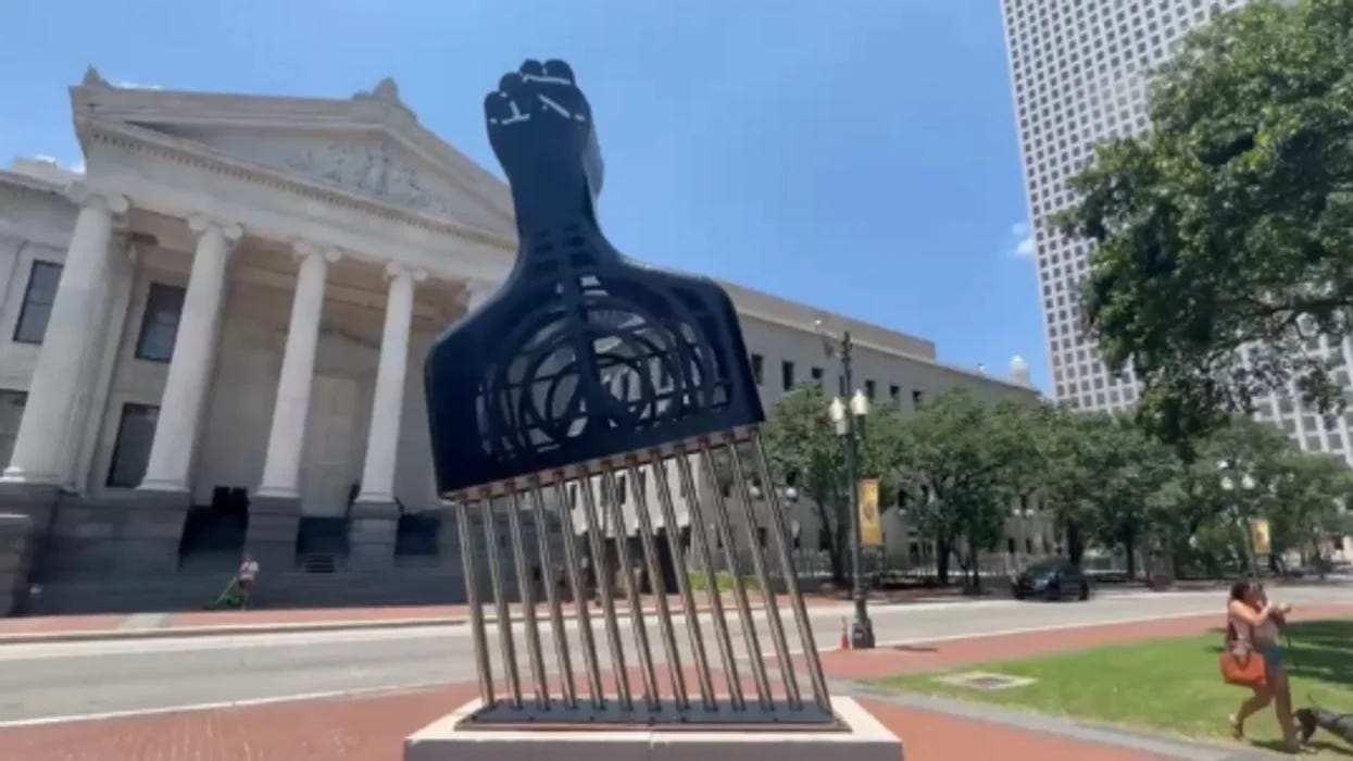 New Orleans' Democratic mayor unveils giant hair pick to celebrate Juneteenth, promptly gets roasted: 'This is a joke' New Orleans' Democratic mayor unveils giant hair pick to celebrate Juneteenth, promptly gets roasted: 'This is a joke'