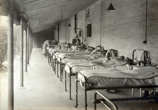 The Royal Hospital, Haslar, England: an open-air tuberculosis ward. Photograph, 1914/1918.