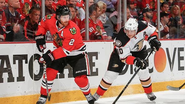 duncan keith blackhawks bulge stanley cup 2015