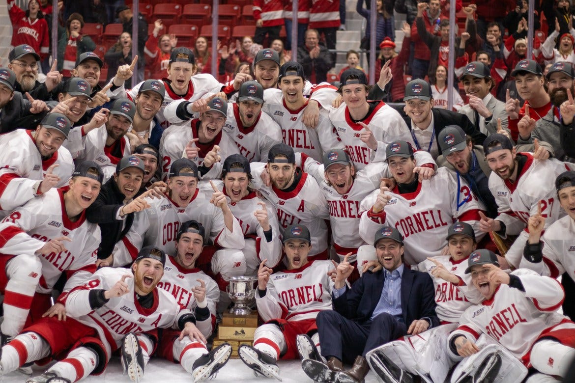 Men's Hockey Downs St. Lawrence, 3-1, in ECAC Championship, Breaks 14-Year  Whitelaw Cup Drought - The Cornell Daily Sun