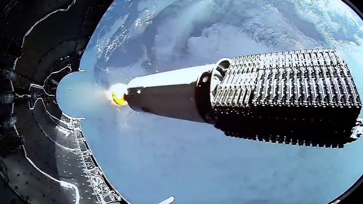 Fall back to Earth with Falcon 9 payload fairings in stunning new SpaceX  video | Space