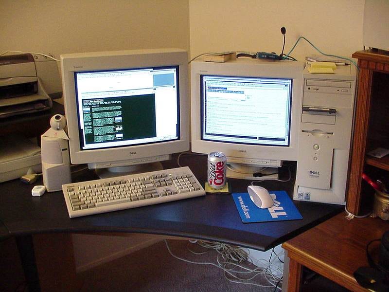 File:Computer home station.jpg