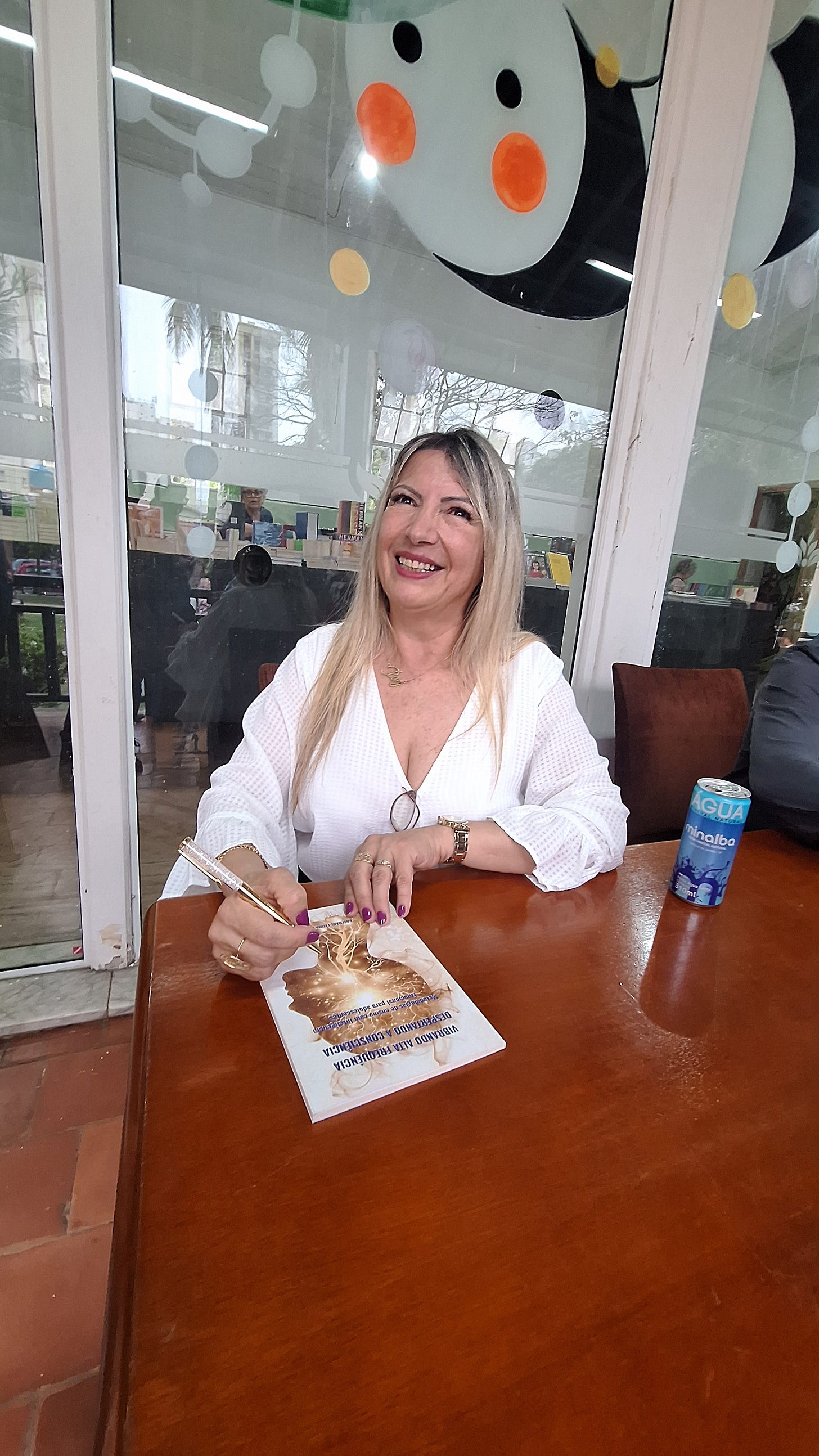 Vibrando alta frequência. Despertando a Consciência. - Rosemary Fátima de Souza