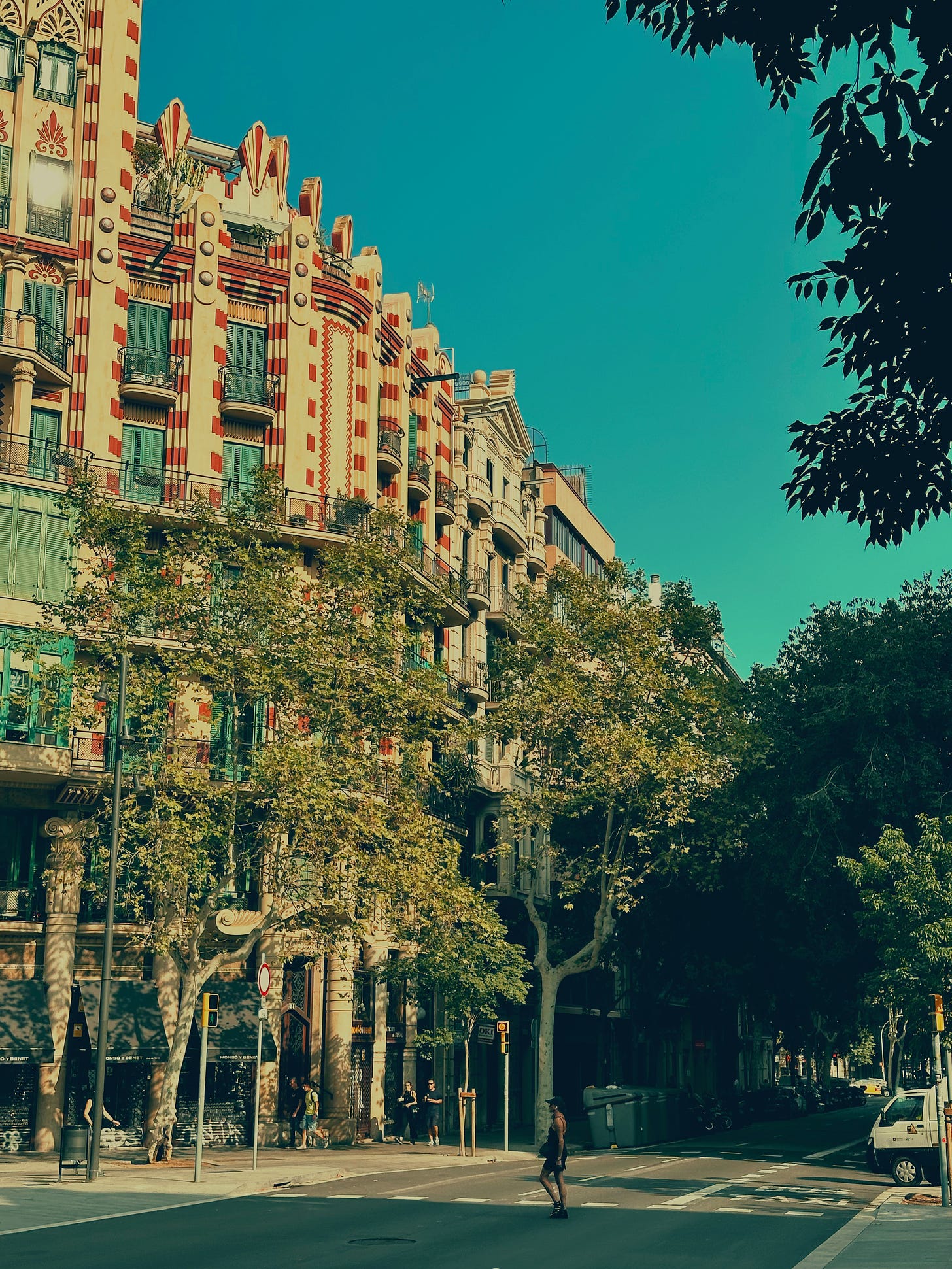  Exploration in Barcelona’s Architectural Gem