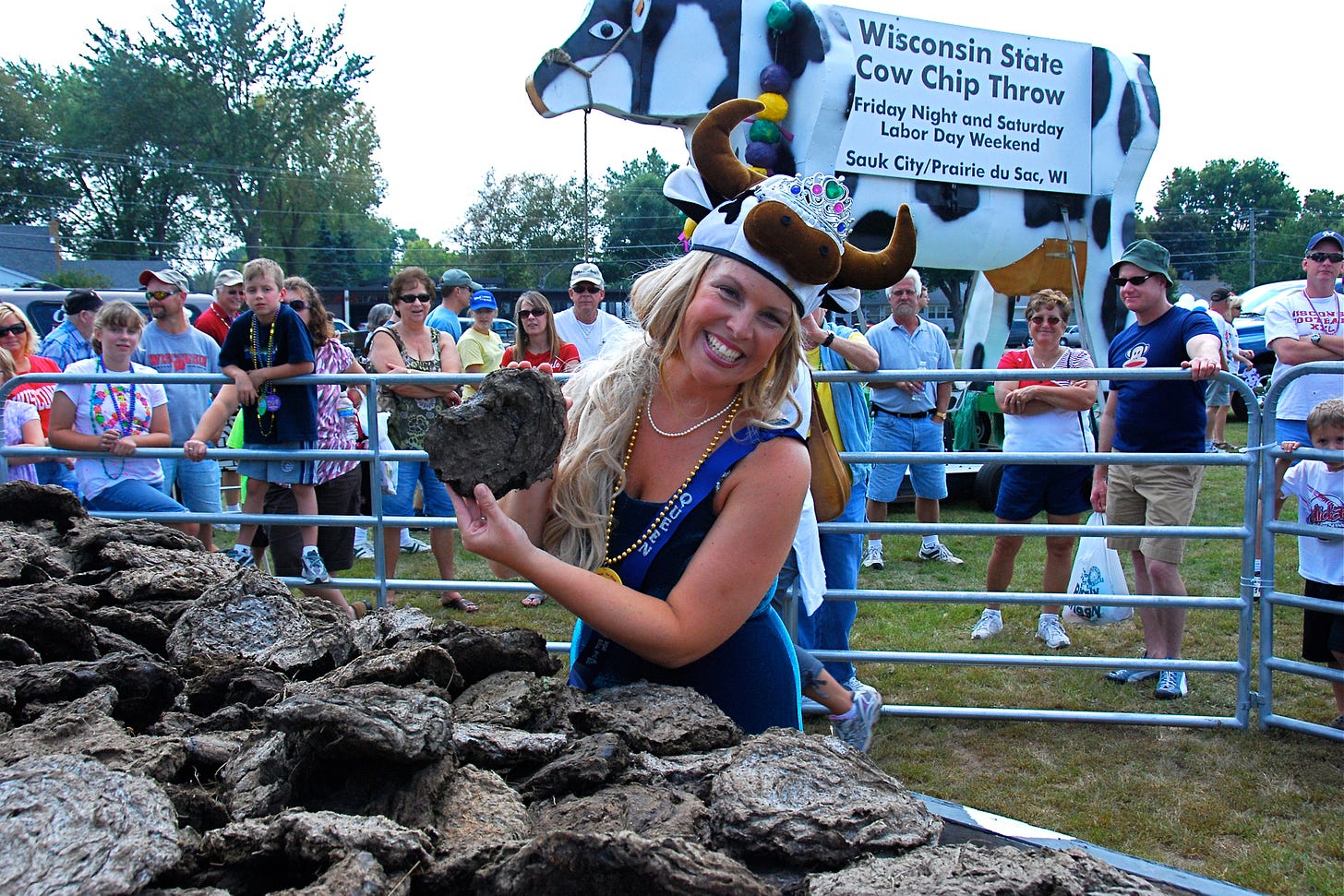 Wisconsin State Cow Chip Throw & Festival – Prairie du Sac, Wisconsin
