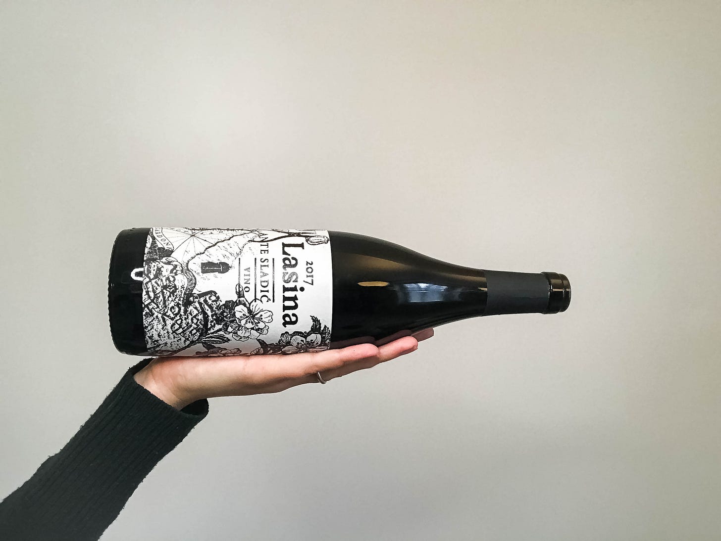 Lasina Croatian red wine