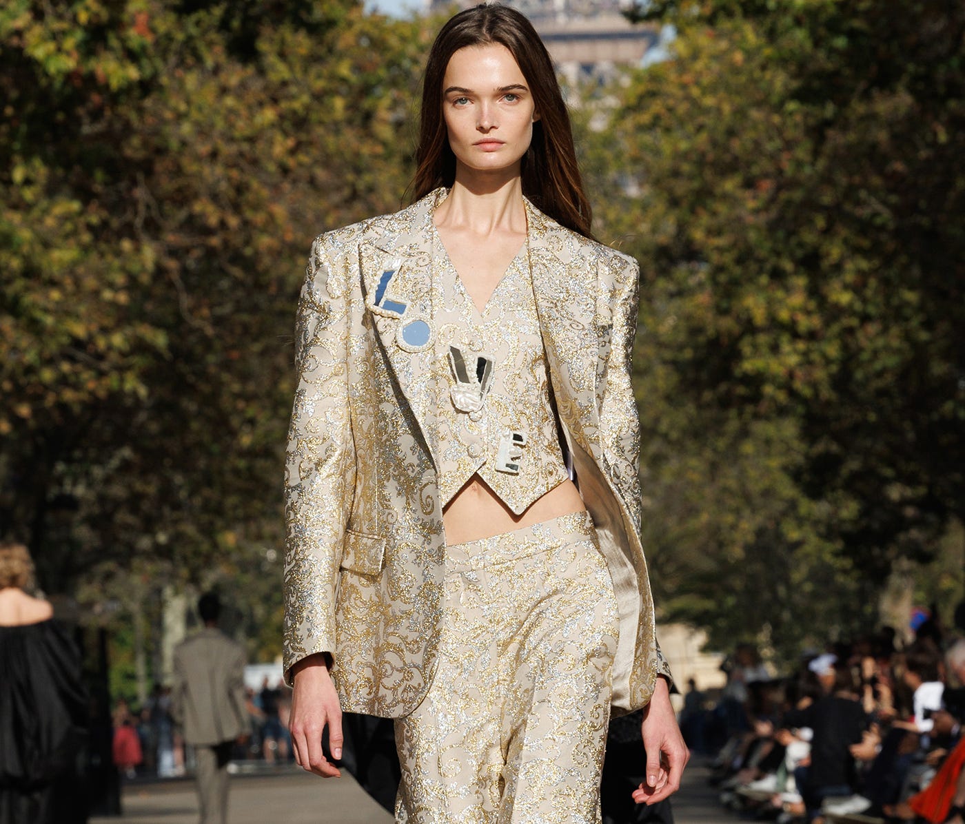 Stella McCartney : Front Row - Paris Fashion Week - Womenswear Spring/Summer 2024 - EDGE mag