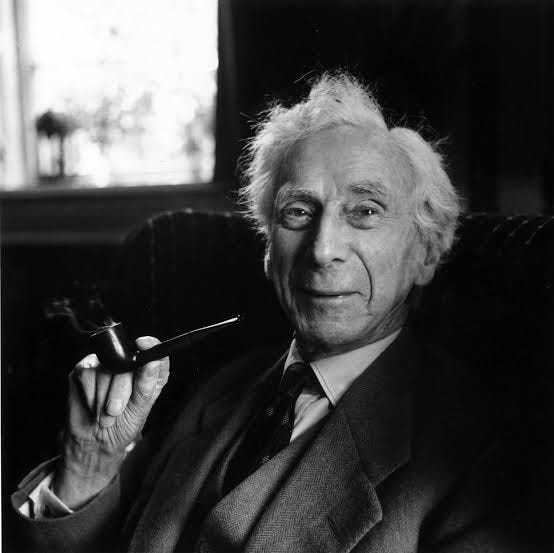 20 citas célebres de Bertrand Russell para repensar tu filosofía de vida