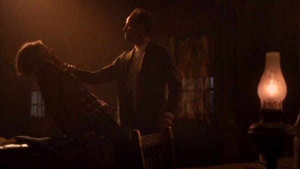 boyd strangling ava justified hunt recap 2015