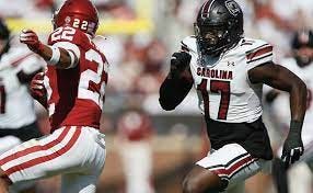 Gamecocks LB Demetrius Knight Jr. played an incredible game yesterday in  the big win for South Carolina!! Knight had a career high 11 TOT 7 SOLO 4  AST 1 SACK @the_chozenknight1 South