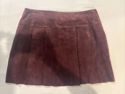 Vintage Wilson's Leather Maxima Maroon Suede Leather Pleated Mini Skirt Size 14 - Picture 1 of 13