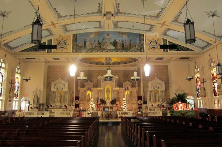  Figure 5: Interior of Gesu Catholic Church