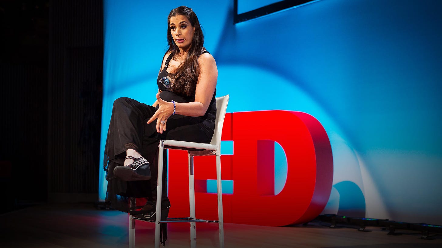 Maysoon Zayid: Tengo 99 problemas y la parálisis cerebral es solo uno de  ellos | TED Talk