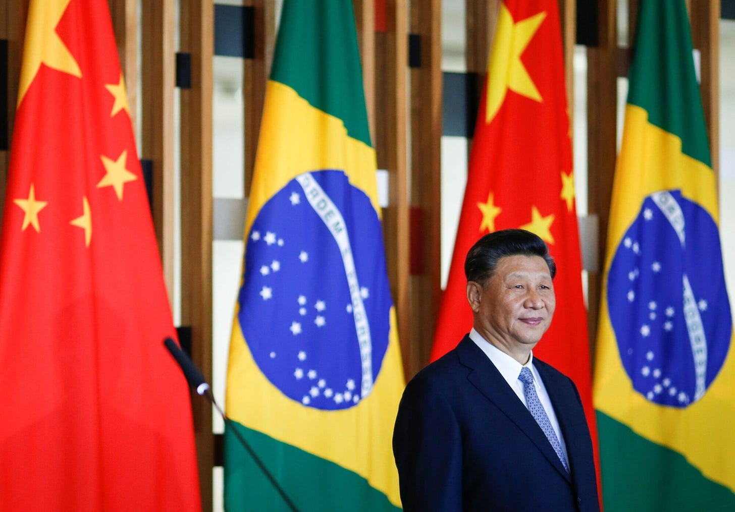 Le président Xi Jinping lors d'un événement bilatéral entre le Brésil et la Chine lors du sommet des BRICS à Brasilia, en novembre 2019. (Image : Ueslei Marcelino / Alamy)