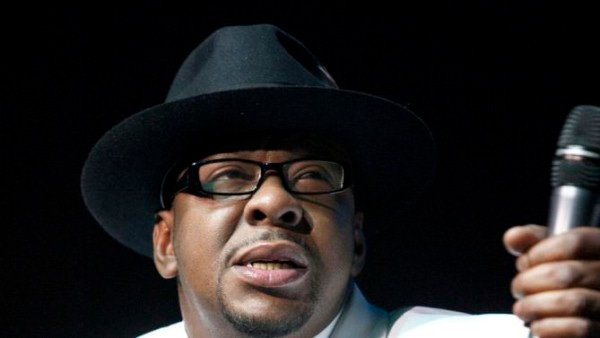 Bobby Brown wrongfully claims bobbi kristina brown awake from coma 2015