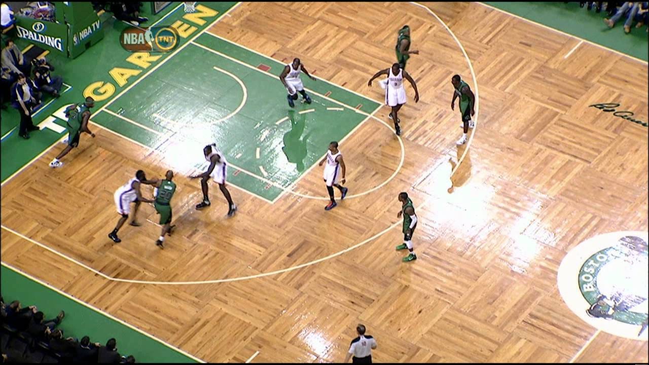 Aerial view of the Celtics offense at work - YouTube