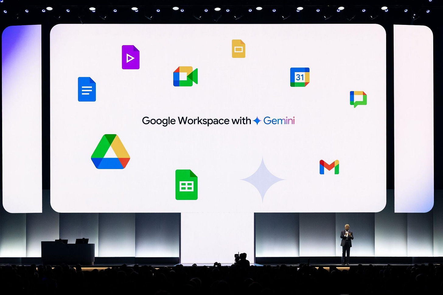 https://storage.googleapis.com/gweb-cloudblog-publish/images/14_next25_wrap.max-2000x2000.jpg
