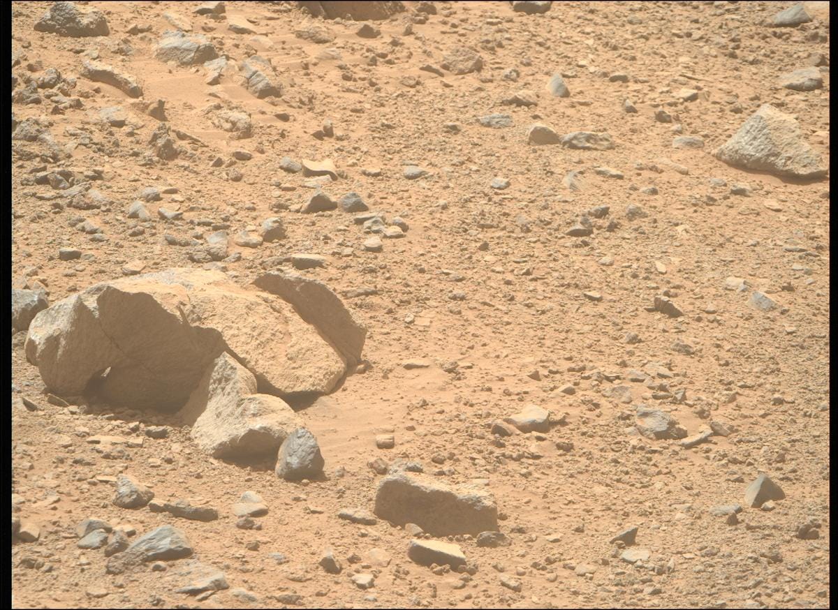 This image was taken by MCZ_RIGHT onboard NASA's Mars rover Perseverance on Sol 1356