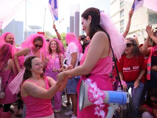 A pink wedding in Tel Aviv