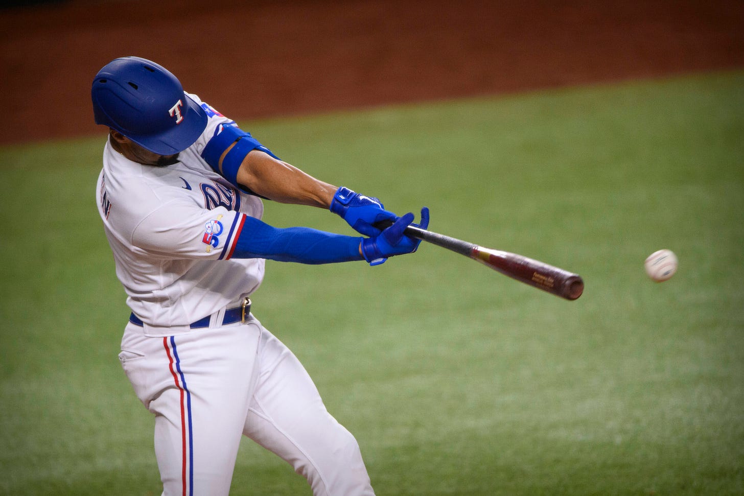 Texas Rangers: Marcus Semien swinging a hot bat