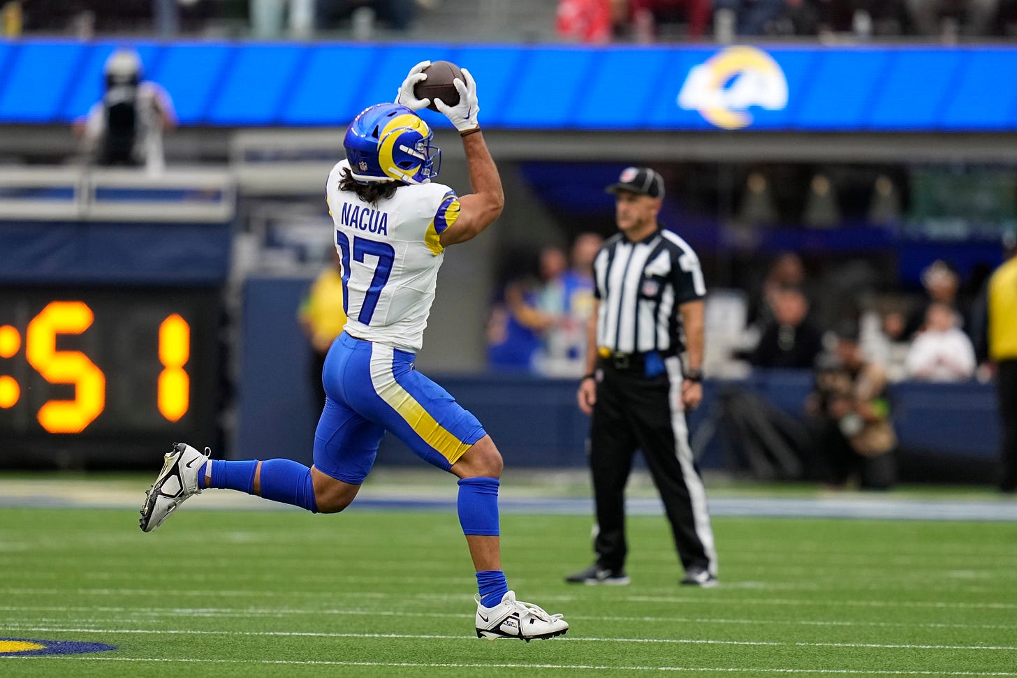 Rams wide receiver Puka Nacua sets NFL single-game rookie record with 15  catches in loss to 49ers – KXAN Austin