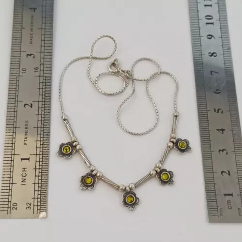 Vintage Sterling Silver Necklace Olive Green Rhinestone Floral Dainty Design 90s - Picture 8 of 18
