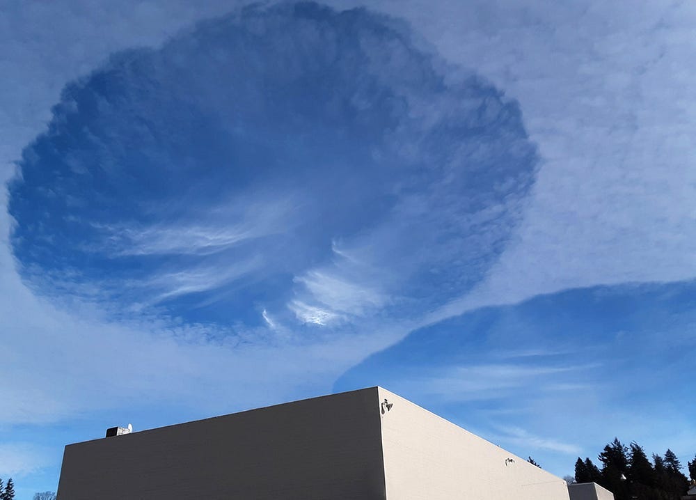 fall streak hole clouds