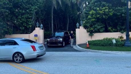 El FBI allana la casa de Trump en la Florida. ¿Qué buscaban? - CNN Video