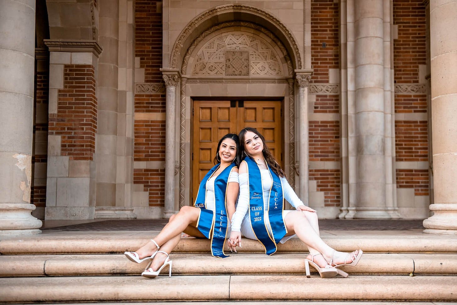 7 Spots to Take UCLA Grad Photos | Jay Gelvezon Photography