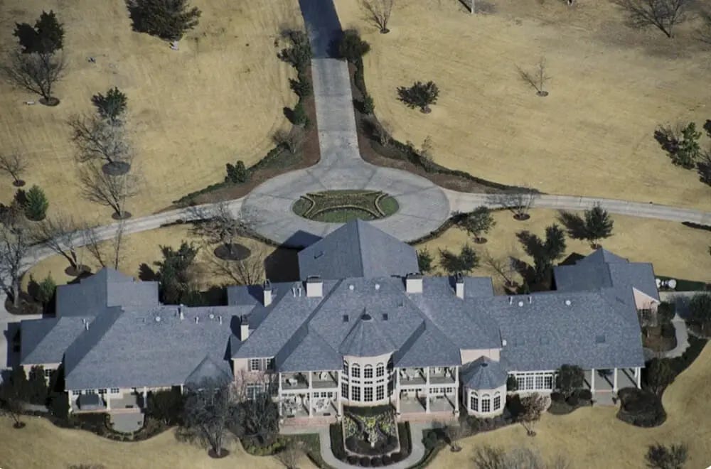 Copeland's extravagant mansion in Texas
