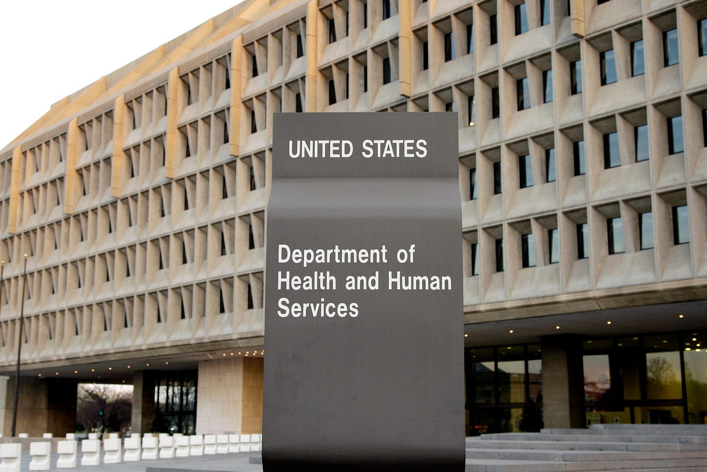 Watchdog says key federal health agency is failing on crises