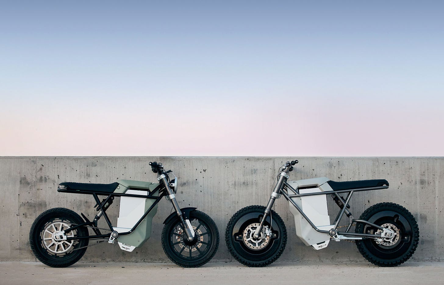 Land Moto's Electric Motorcycle “District” Enters Production