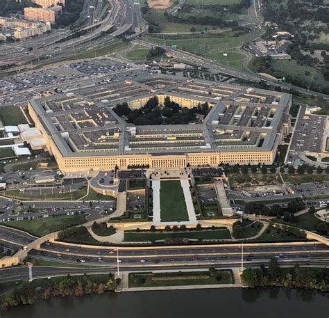 The Pentagon - Wikipedia