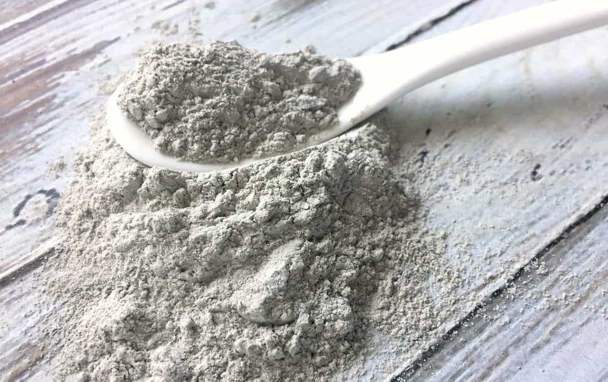 12 Uses for Bentonite Clay - The Pistachio Project