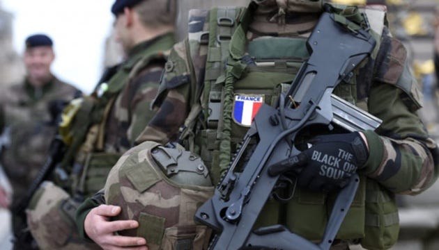 Роспроп активізував створення фейків про французькі війська на Донбасі