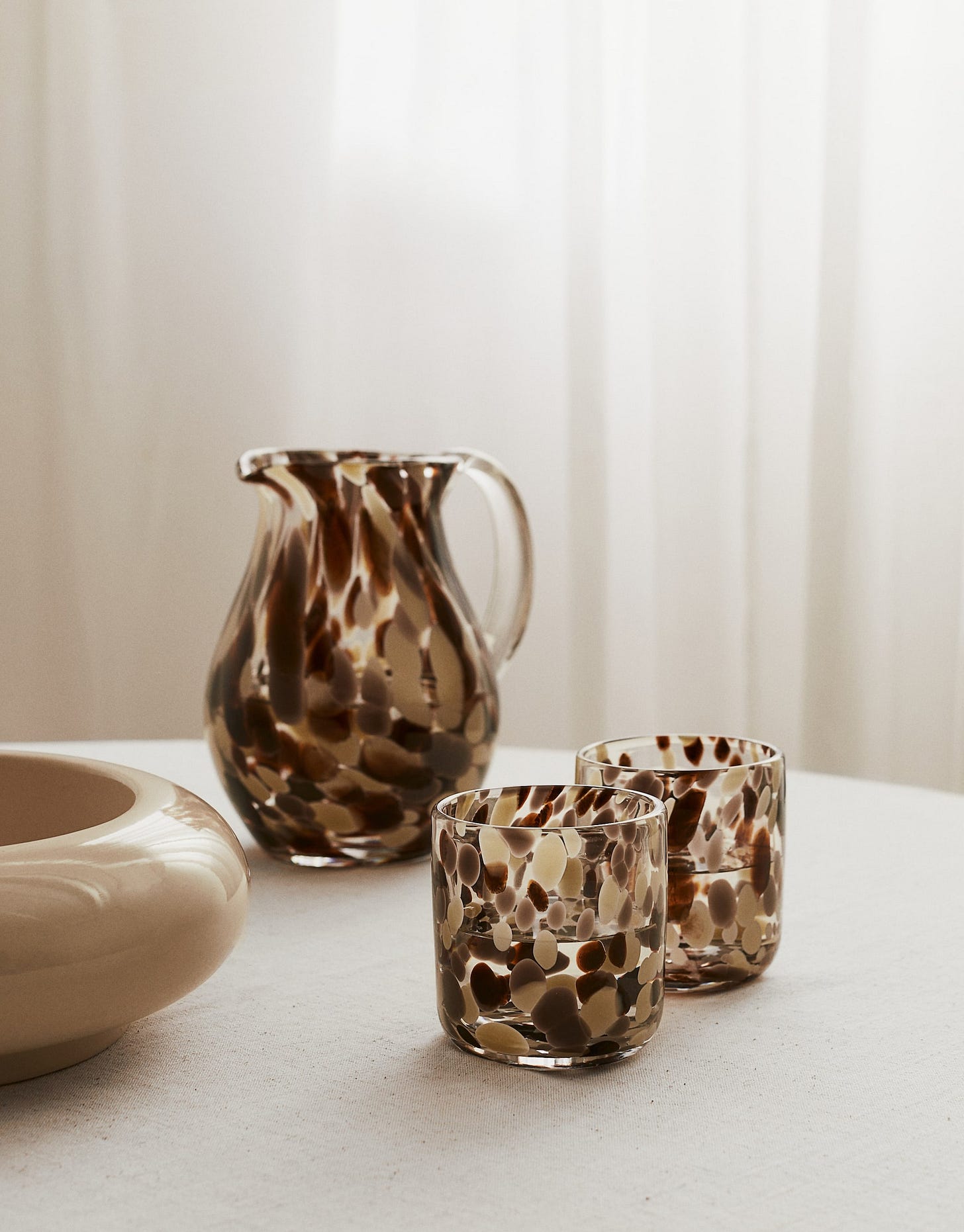 2-pack patterned tumblers - Clear glass/Dark brown - Home All | H&M GB 1